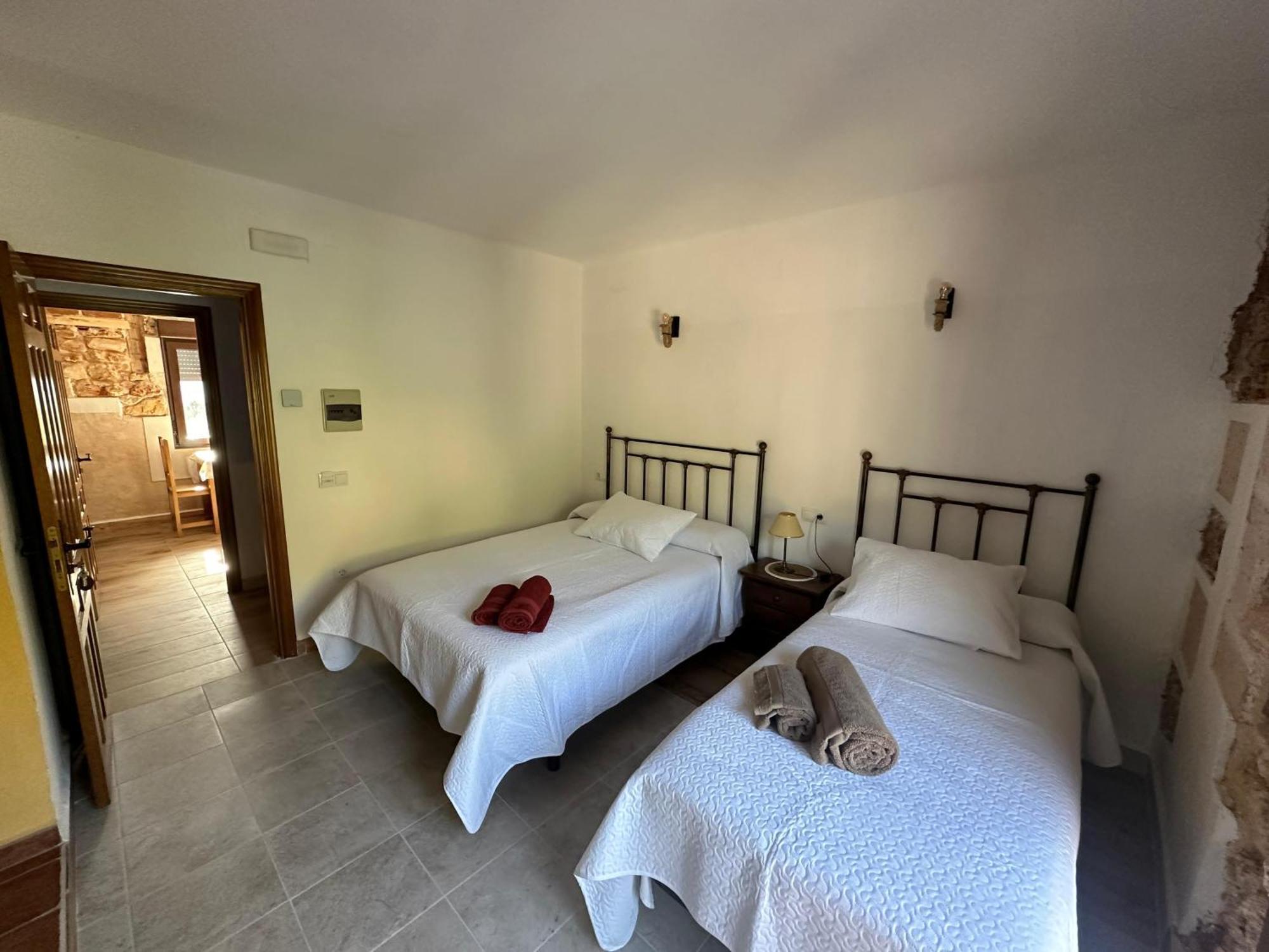 Casa Rural Torremontero Apartamentos ออร์นอส ภายนอก รูปภาพ